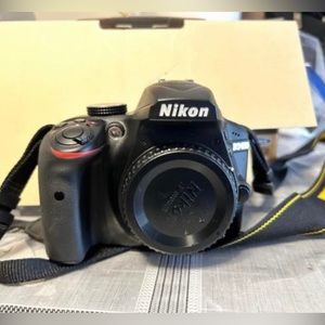 Nikon 3400 Camera